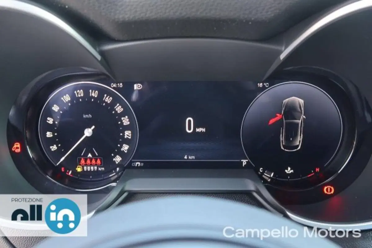 Alfa Romeo Stelvio nuova a Venezia (9)