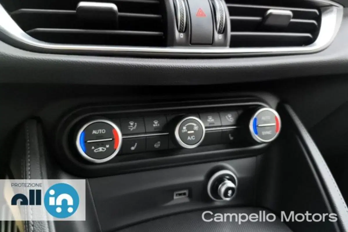 Alfa Romeo Stelvio usata a Venezia (14)