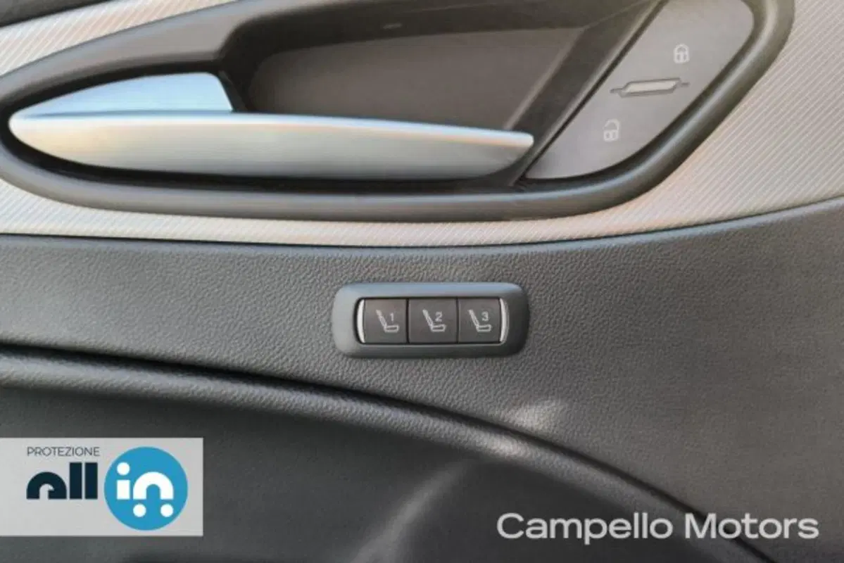 Alfa Romeo Stelvio usata a Venezia (20)