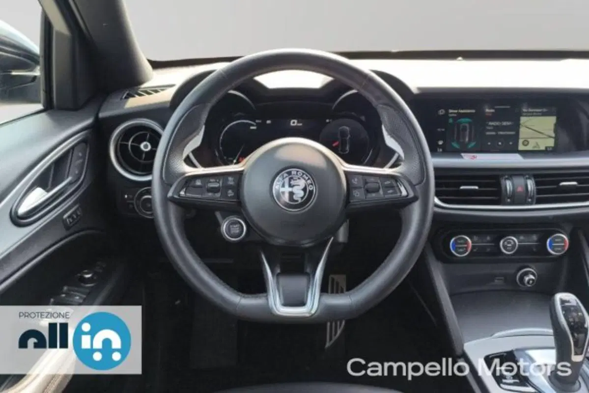 Alfa Romeo Stelvio usata a Venezia (8)