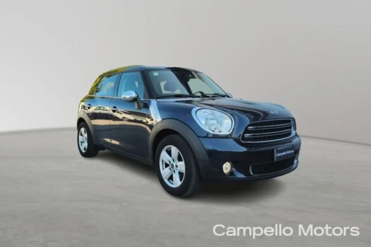 MINI Mini Countryman usata a Venezia