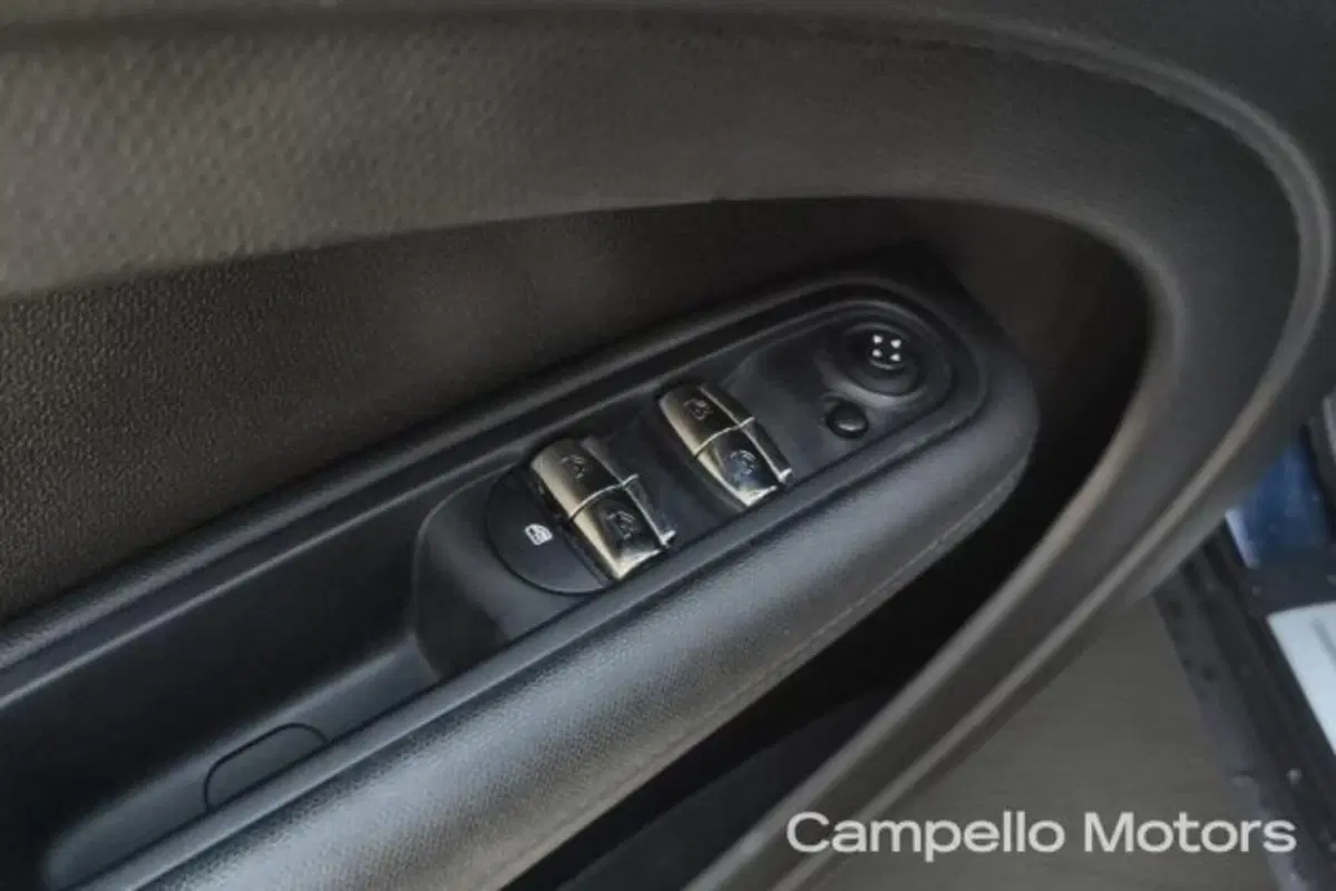 MINI Mini Countryman usata a Venezia (14)
