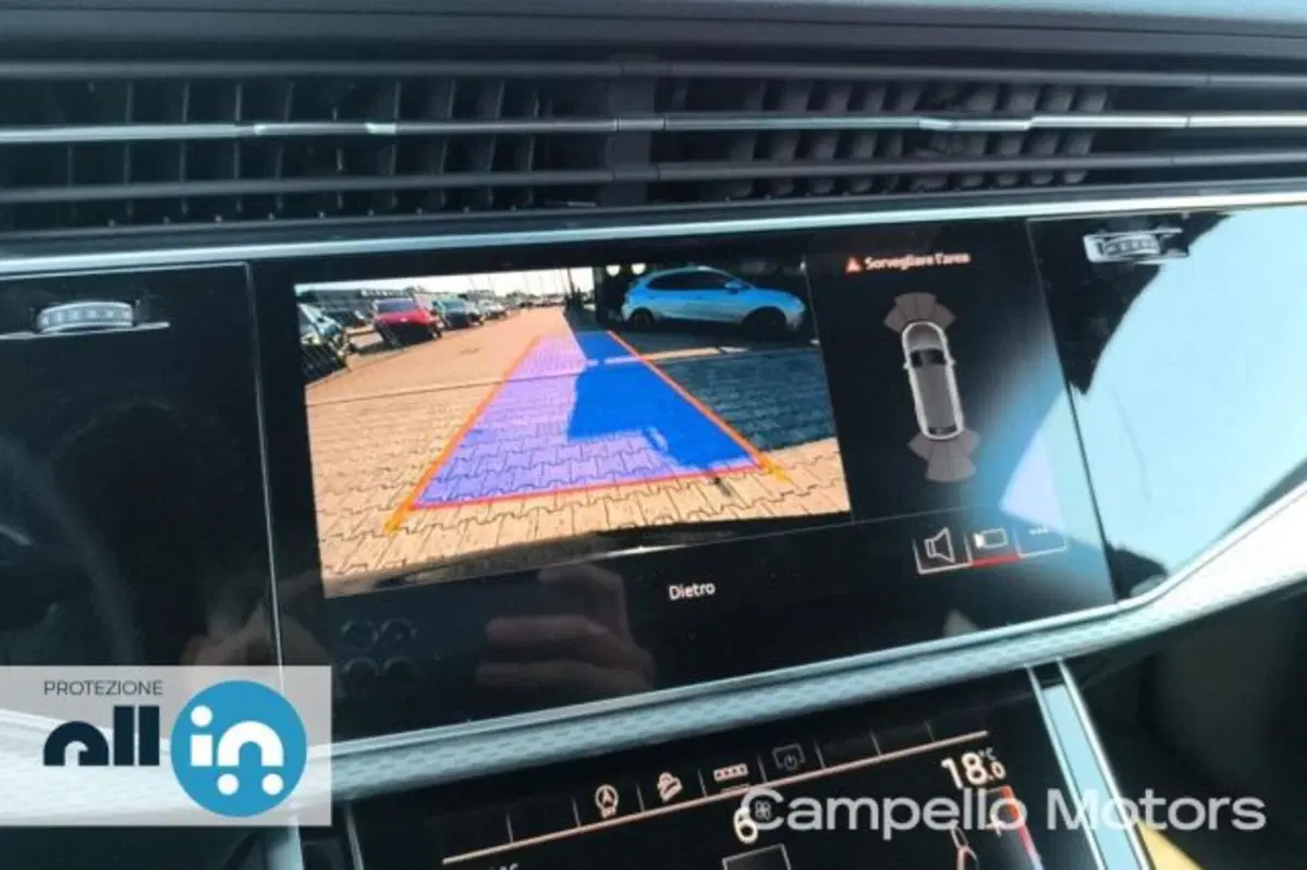 Audi Q8 usata a Venezia (11)