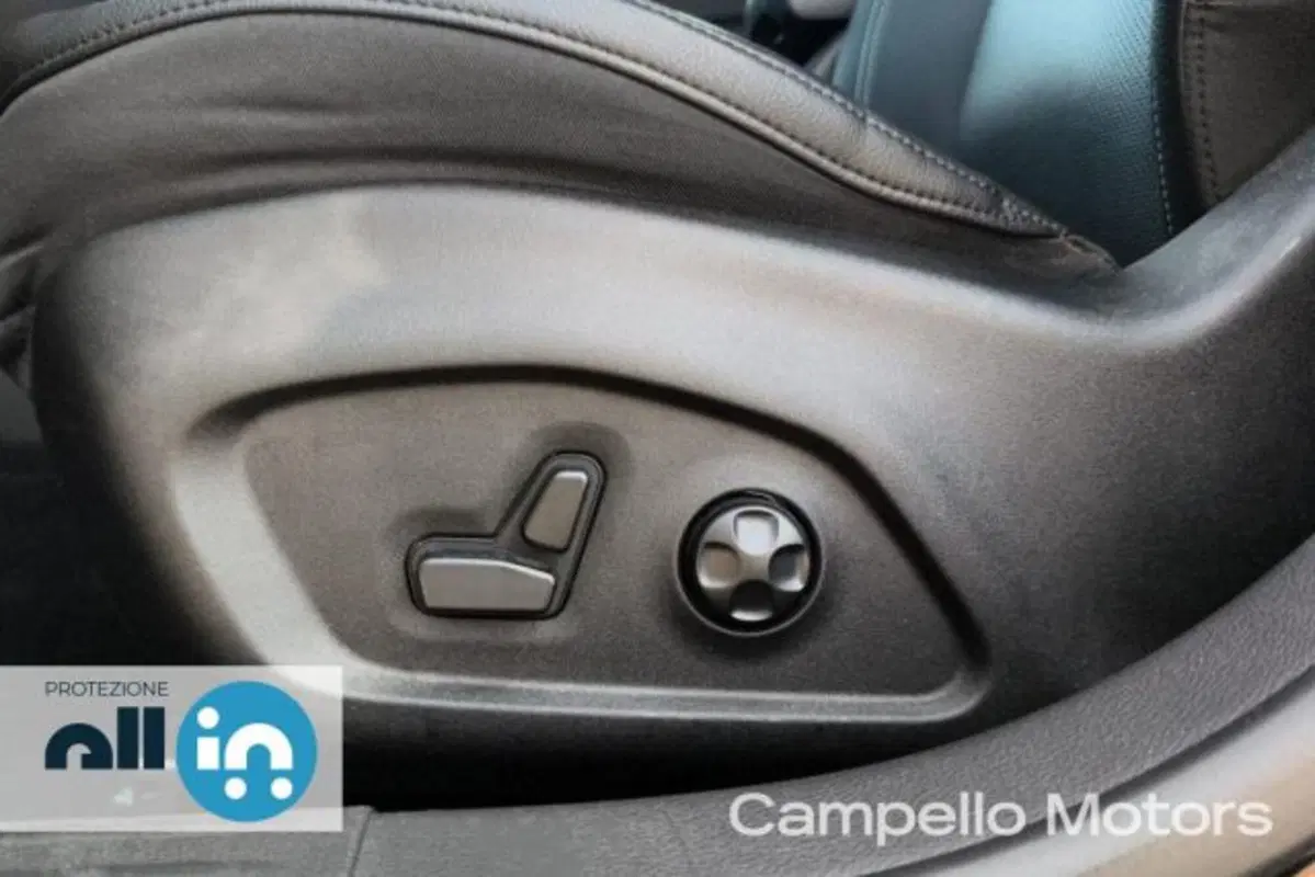 Jeep Compass usata a Venezia (18)