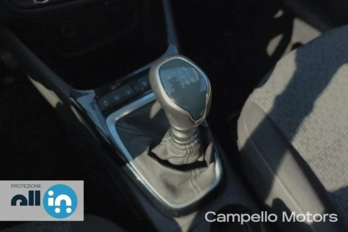 Opel Crossland X usata a Venezia (13)