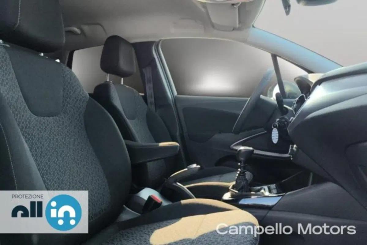 Opel Crossland X usata a Venezia (15)