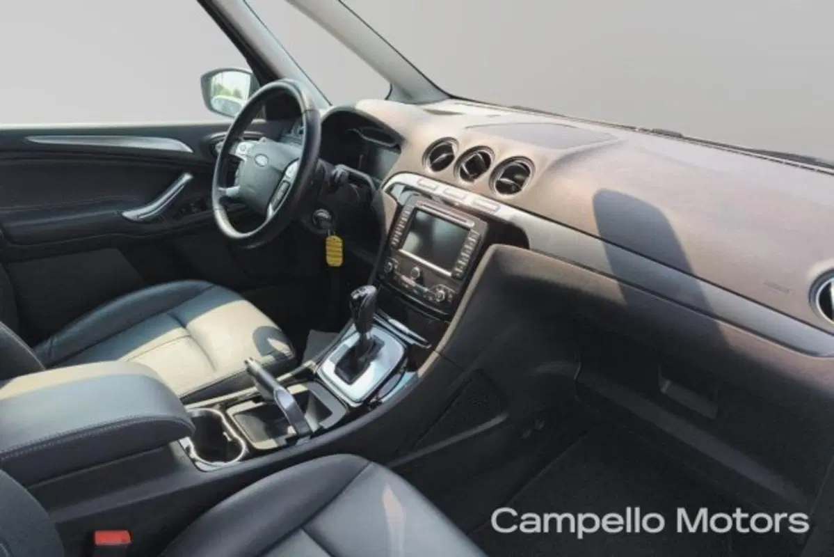 Ford Galaxy usata a Venezia (13)