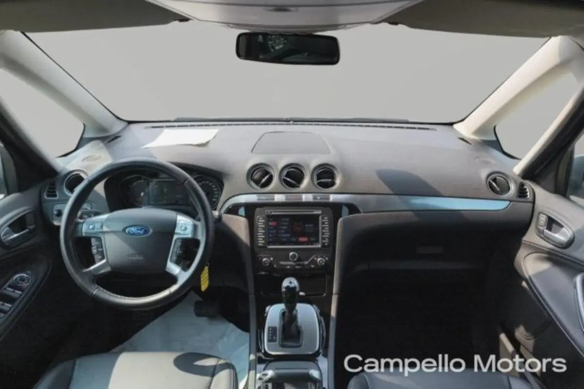Ford Galaxy usata a Venezia (8)