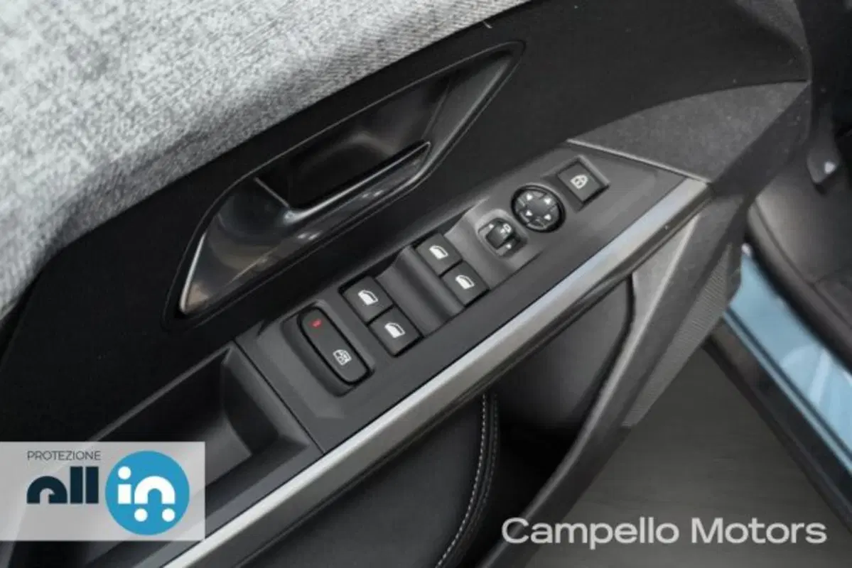 Peugeot 3008 nuova a Venezia (18)