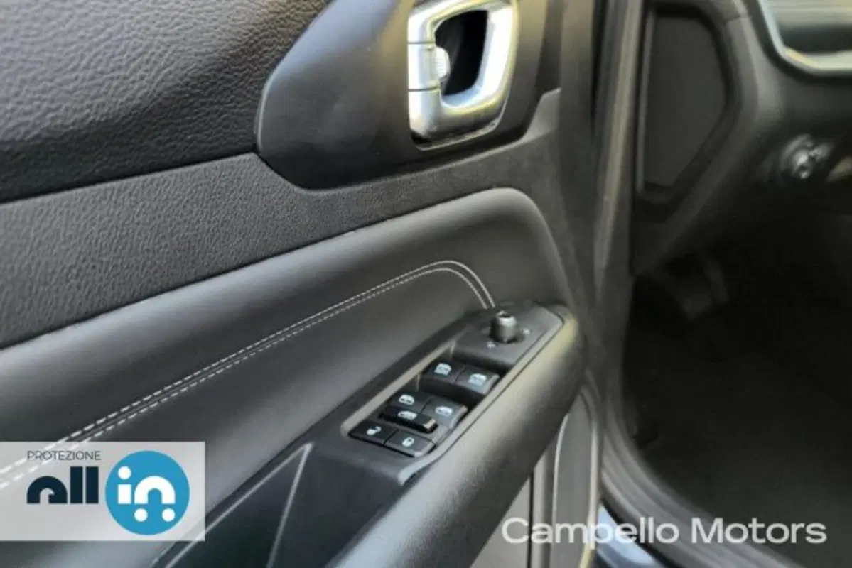 Jeep Compass usata a Venezia (14)