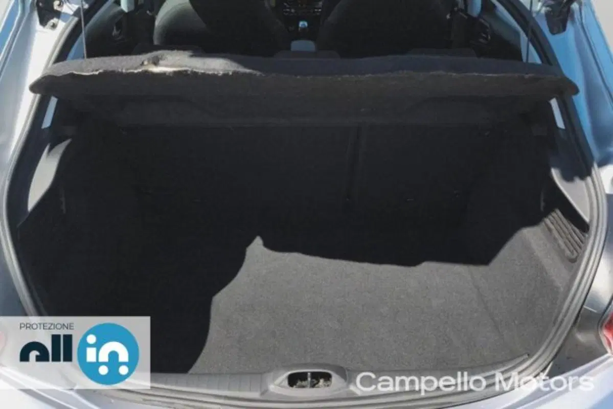 Peugeot 208 usata a Venezia (17)
