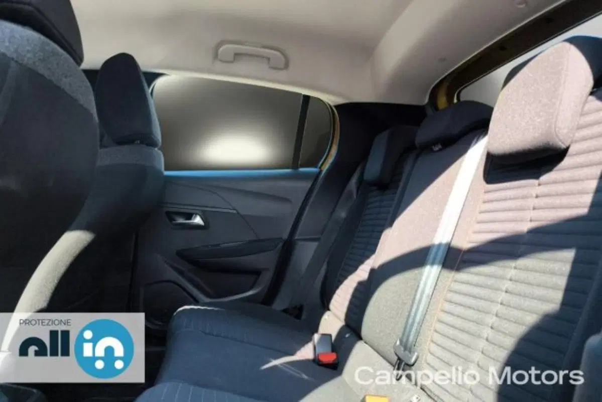 Peugeot 208 usata a Venezia (5)