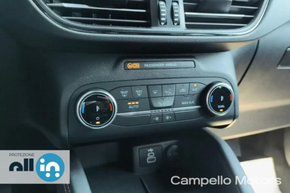 Ford Kuga usata a Venezia (12)