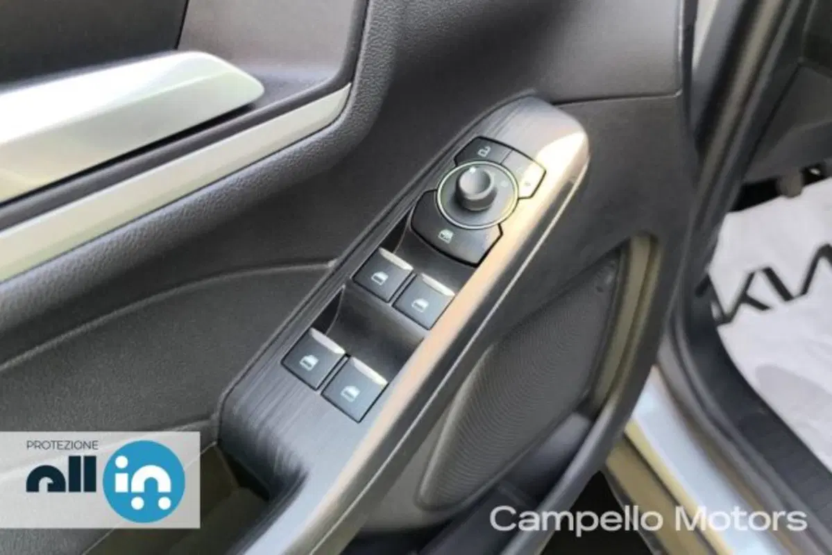 Ford Kuga usata a Venezia (16)