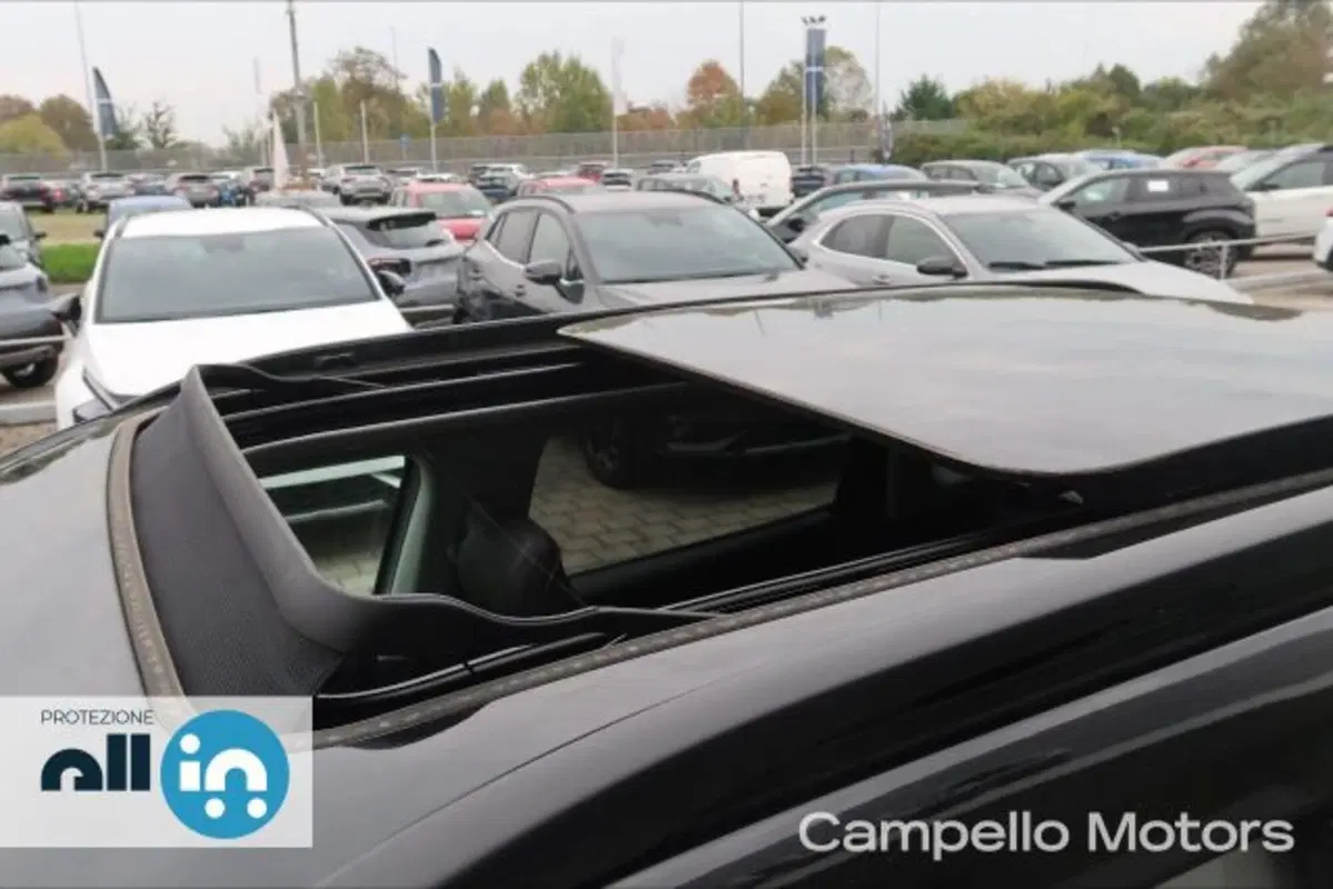 Jeep Compass nuova a Venezia (15)