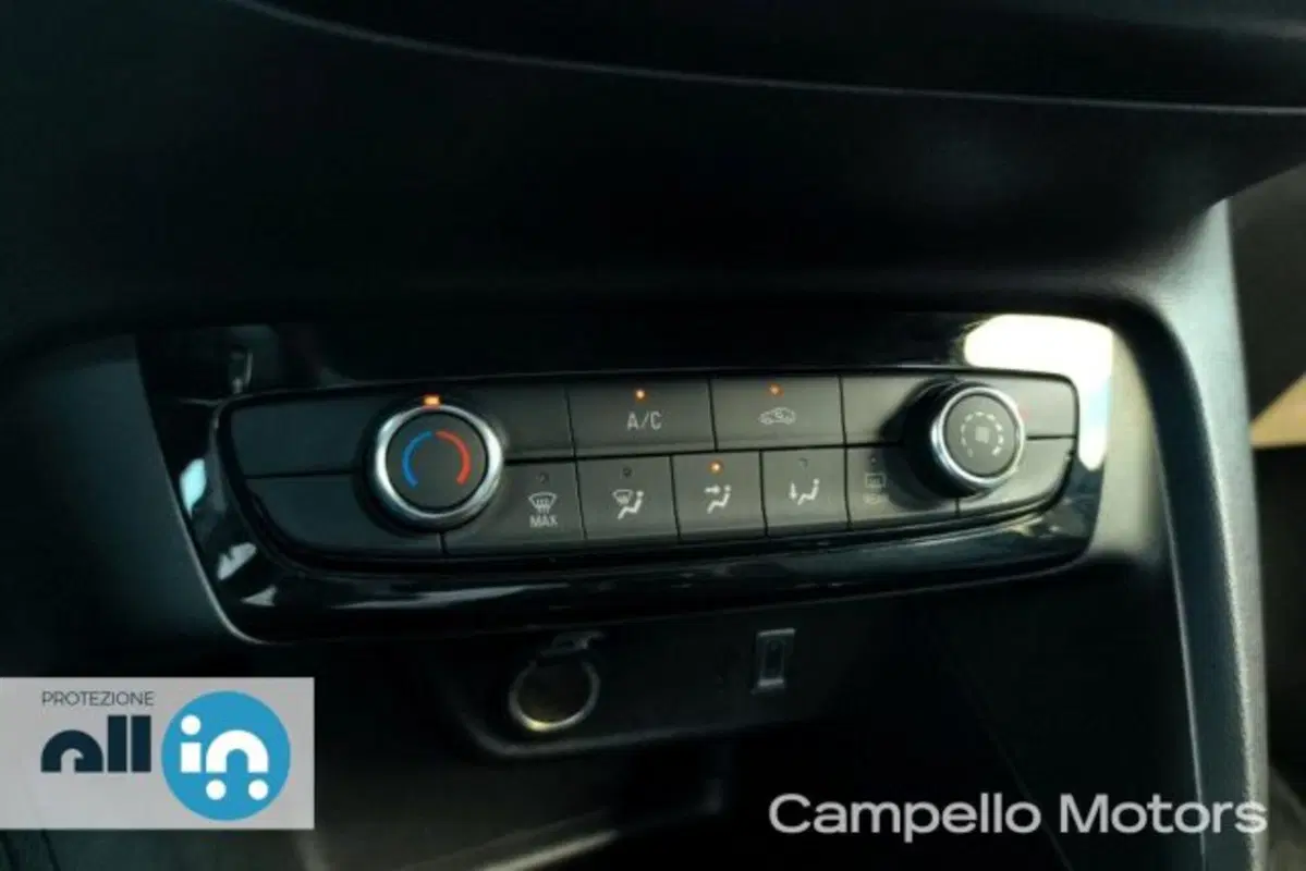 Opel Corsa usata a Venezia (11)