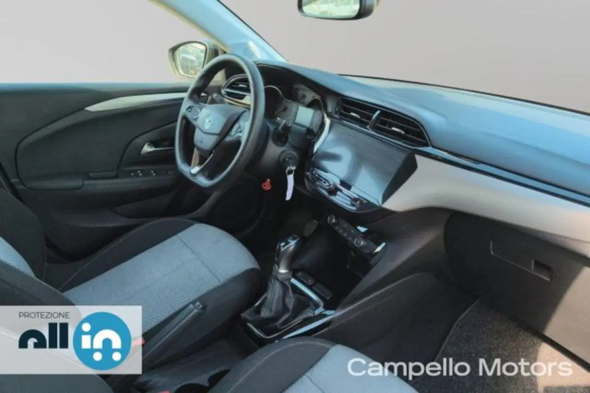 Opel Corsa usata a Venezia (12)