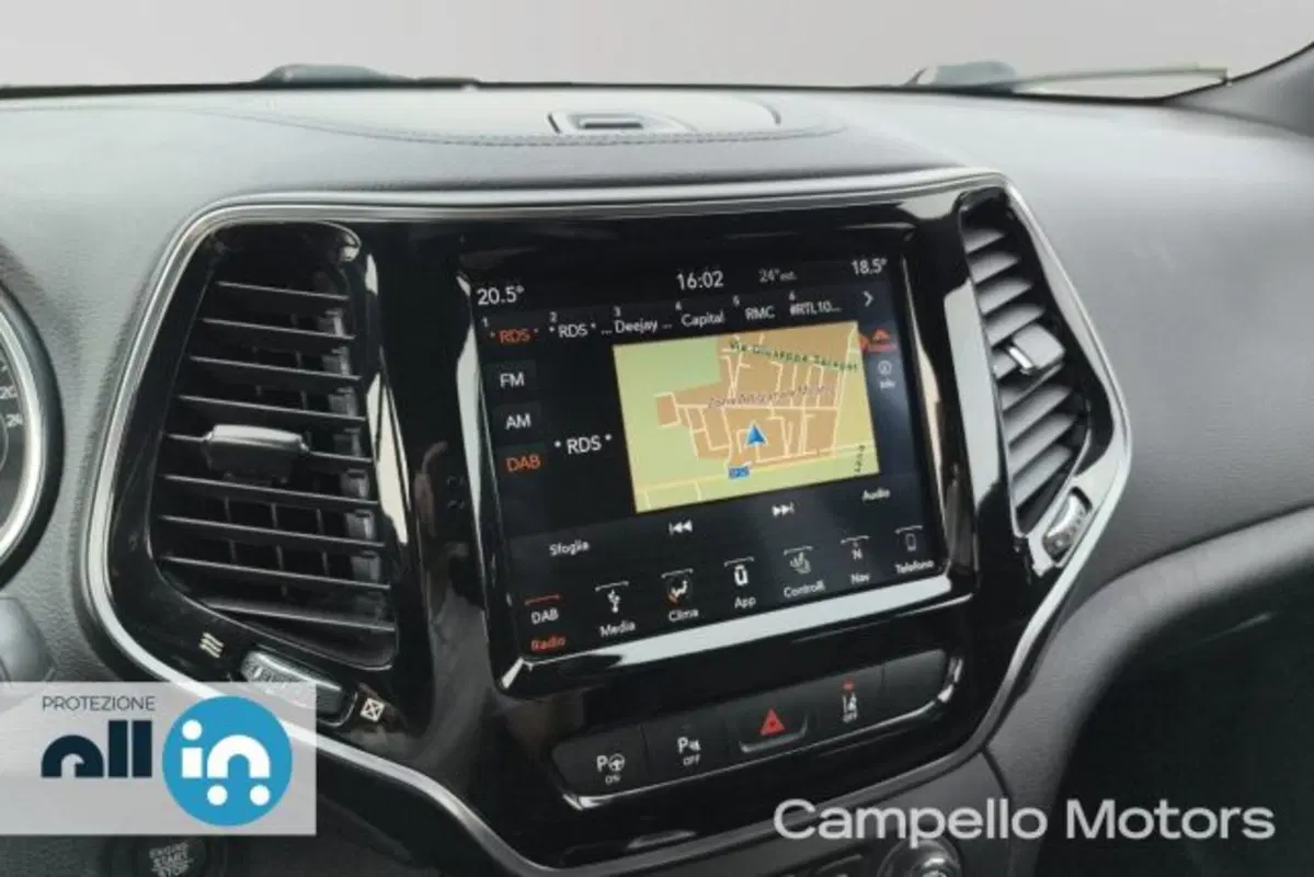 Jeep Cherokee usata a Venezia (10)