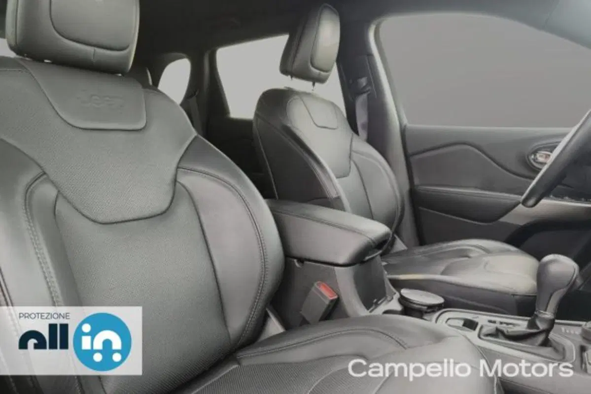 Jeep Cherokee usata a Venezia (16)