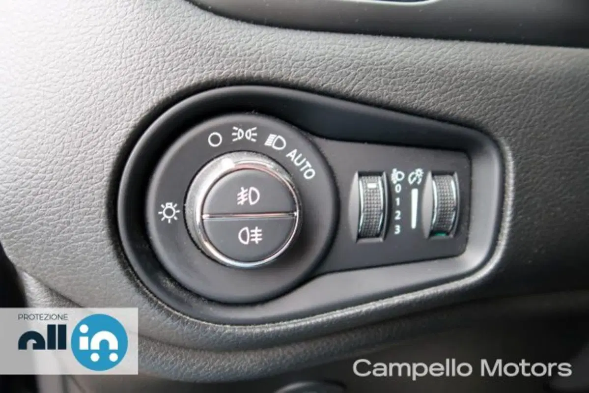 Jeep Renegade usata a Venezia (14)