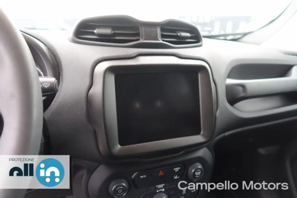 Jeep Renegade usata a Venezia (9)