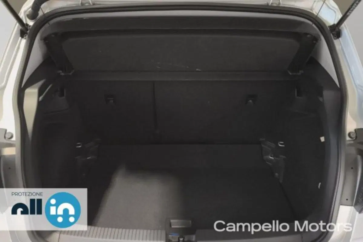 Volkswagen T-Cross usata a Venezia (12)