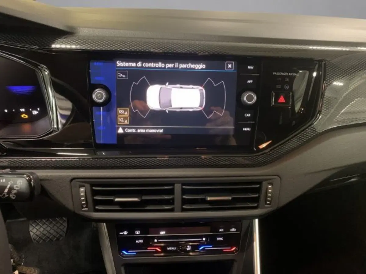 Volkswagen Polo nuova a Vicenza (10)