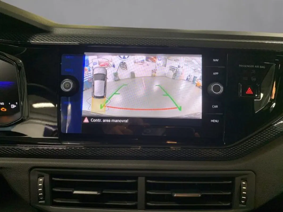Volkswagen Polo nuova a Vicenza (15)