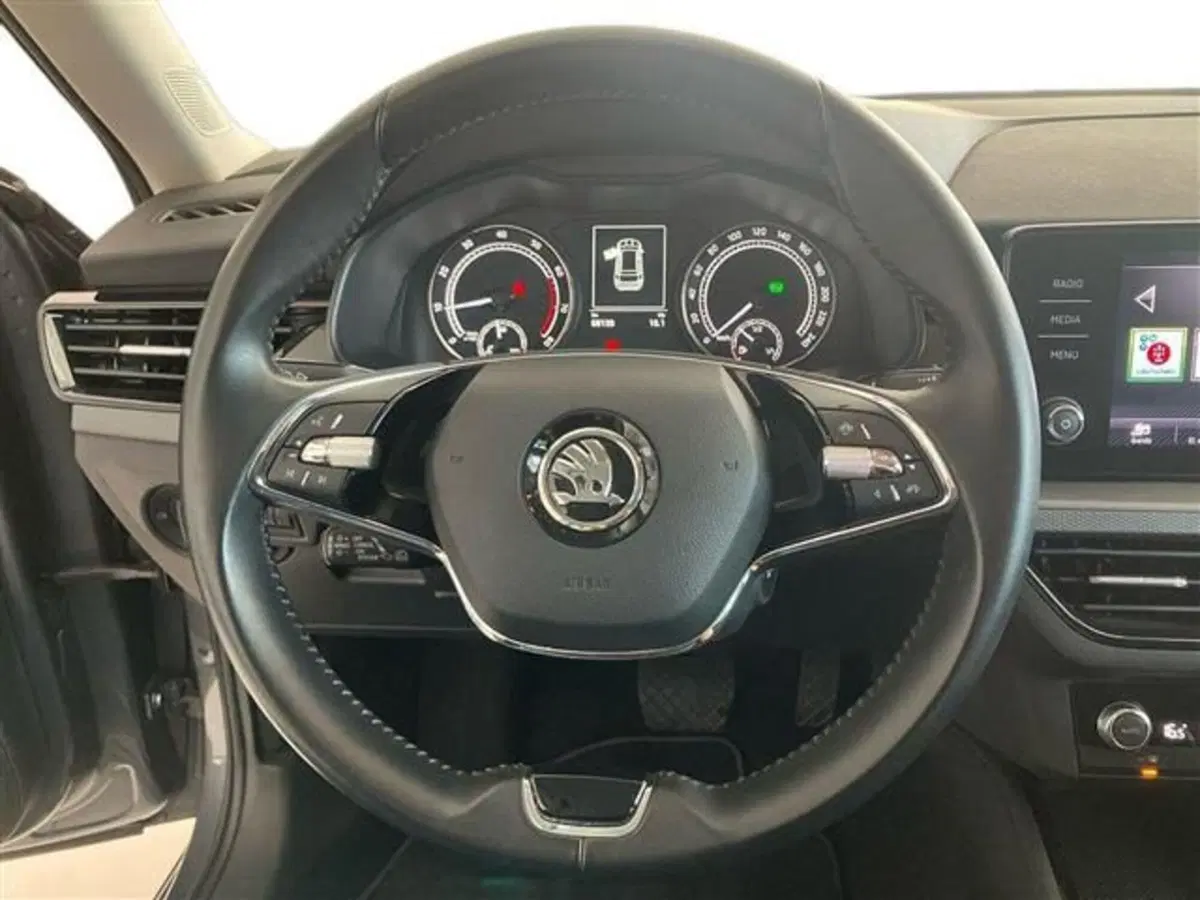 Skoda Kamiq usata a Como (19)