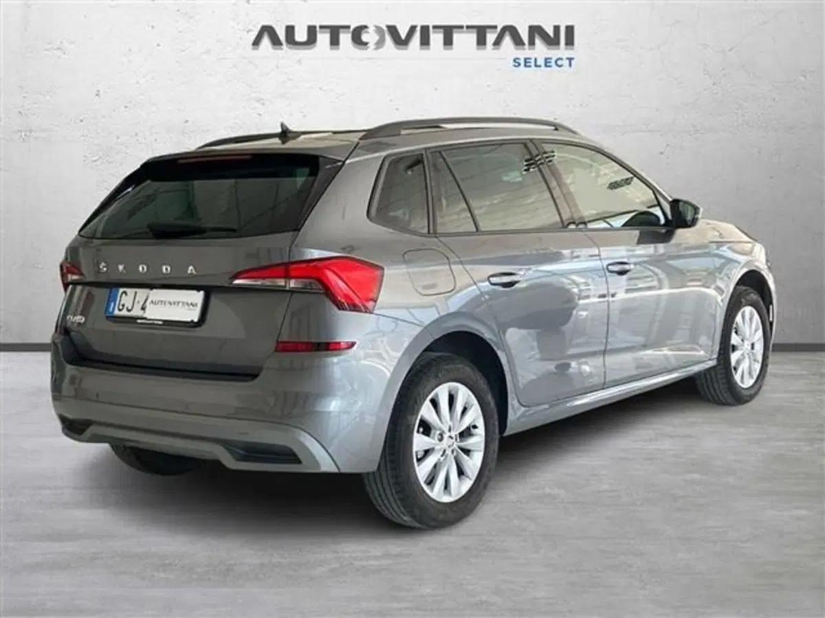 Skoda Kamiq usata a Como (4)