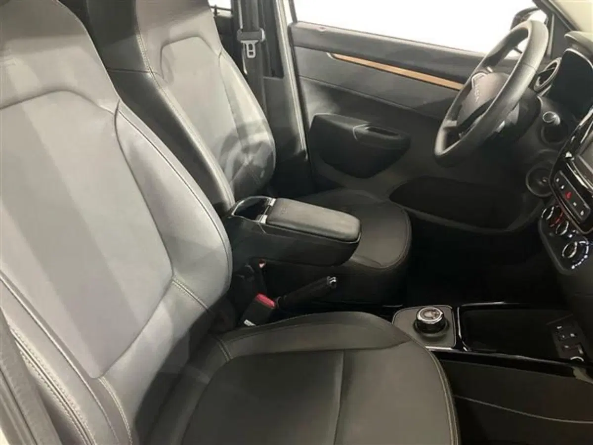 Dacia Spring usata a Como (11)