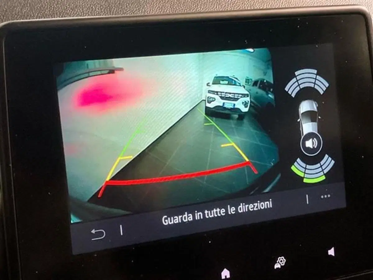 Renault Clio usata a Como (14)