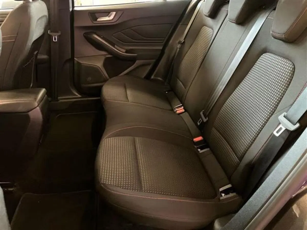 Ford Focus usata a Como (12)