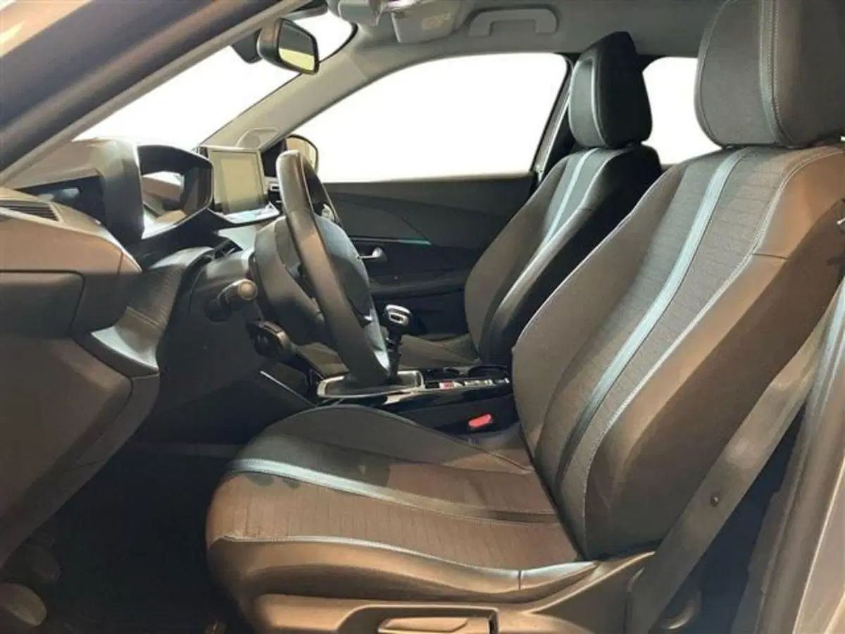 Peugeot 2008 usata a Como (10)