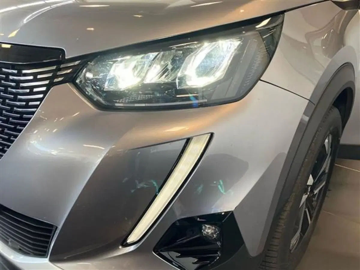 Peugeot 2008 usata a Como (6)