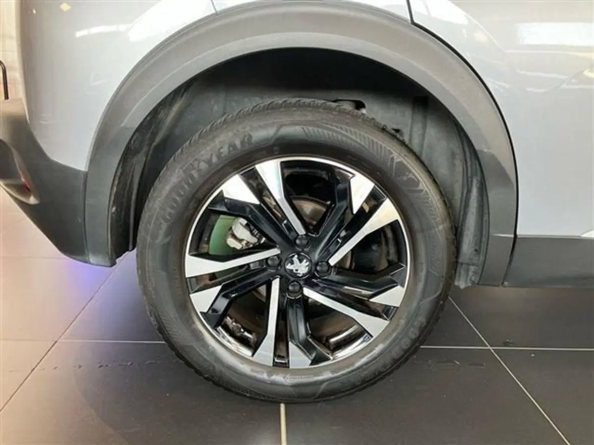Peugeot 2008 usata a Como (8)
