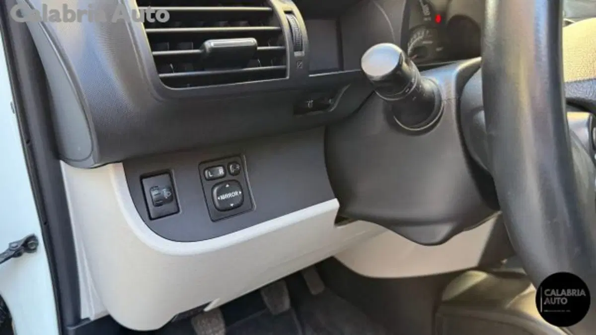 Toyota iQ usata a Reggio Calabria (19)