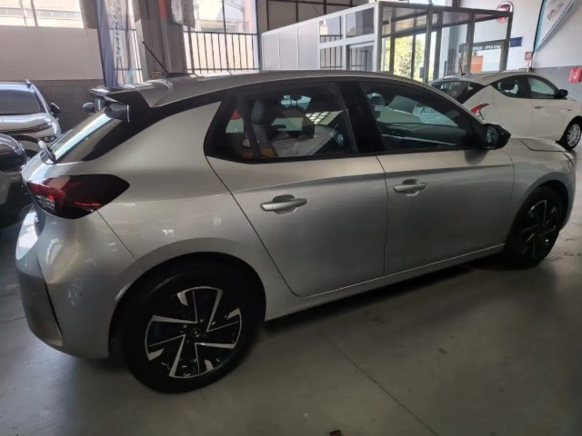 Opel Corsa usata a Forlì-Cesena (12)