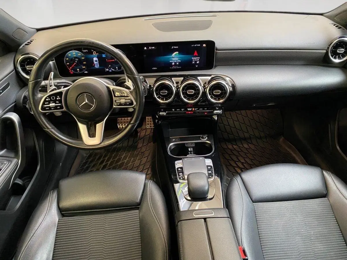 Mercedes-Benz Classe A Sedan usata a Torino (6)
