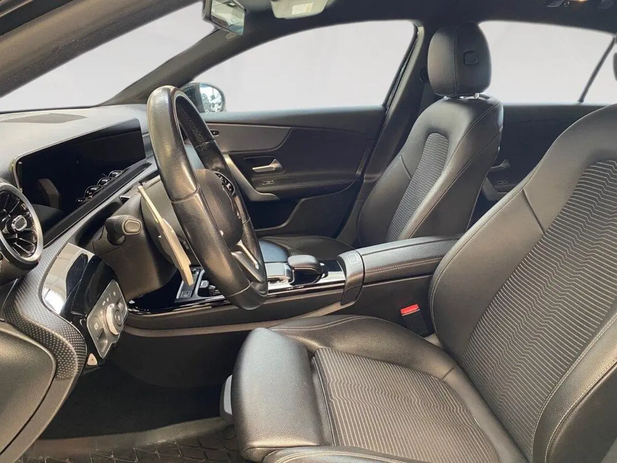 Mercedes-Benz Classe A Sedan usata a Torino (7)