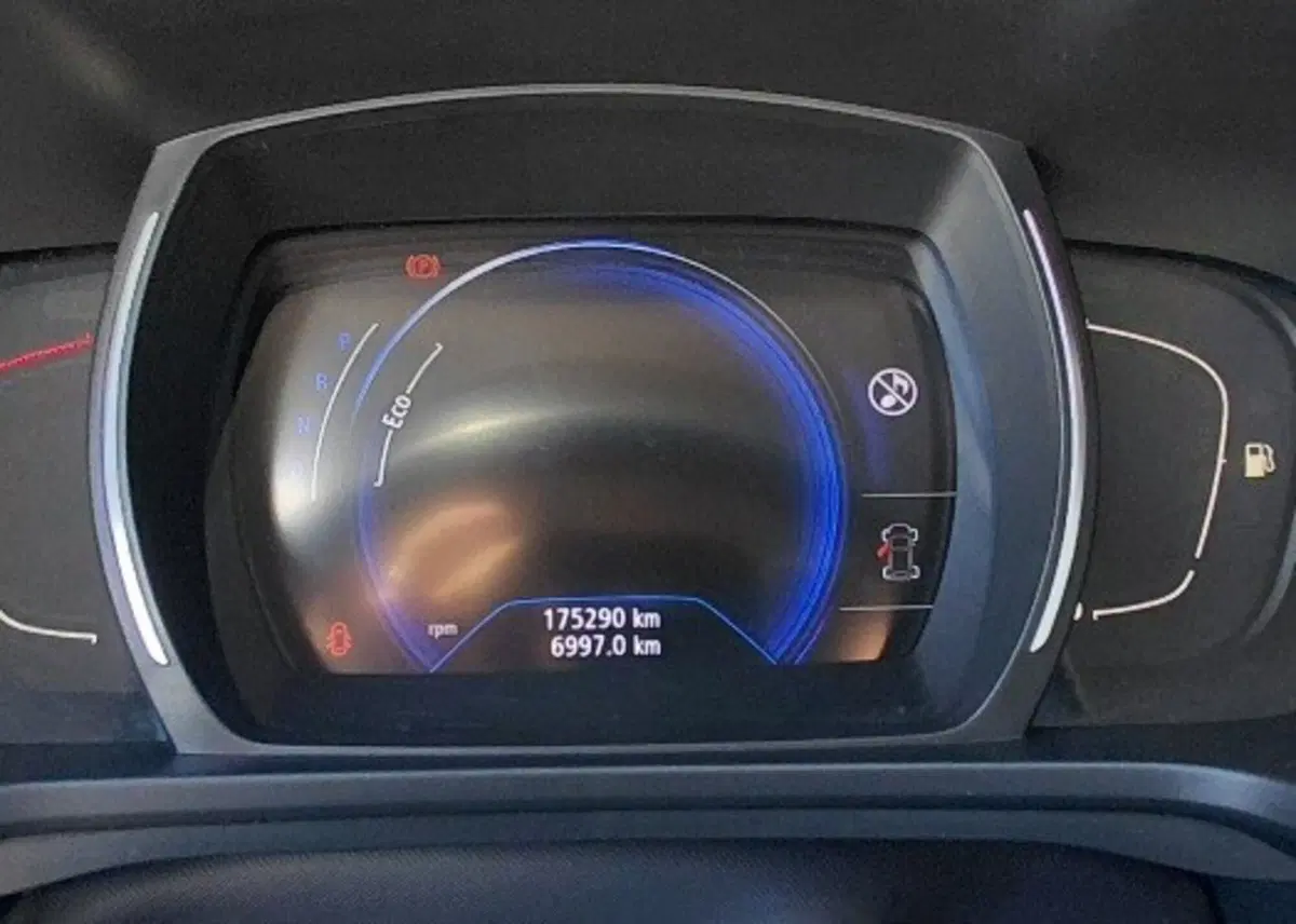 Renault Kadjar usata a Cosenza (13)