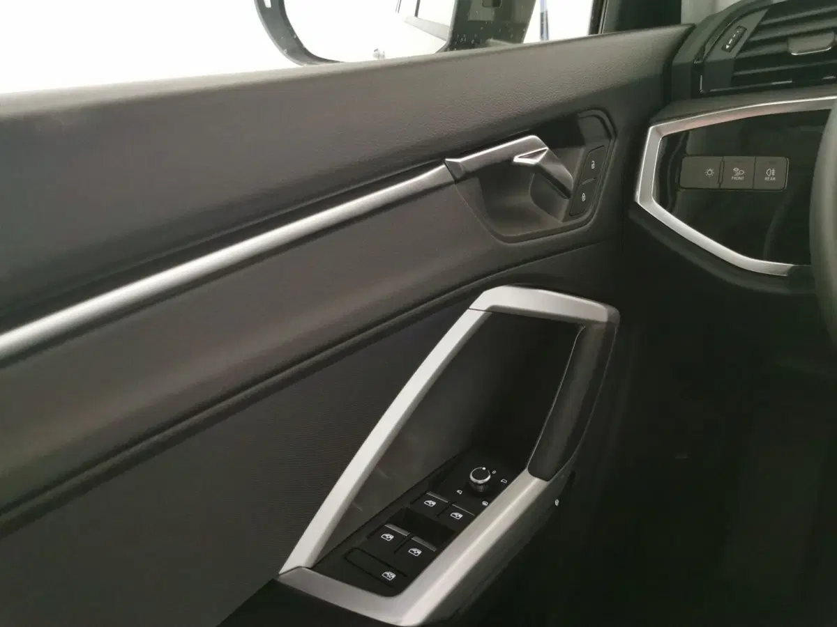 Audi Q3 usata a Chieti (8)