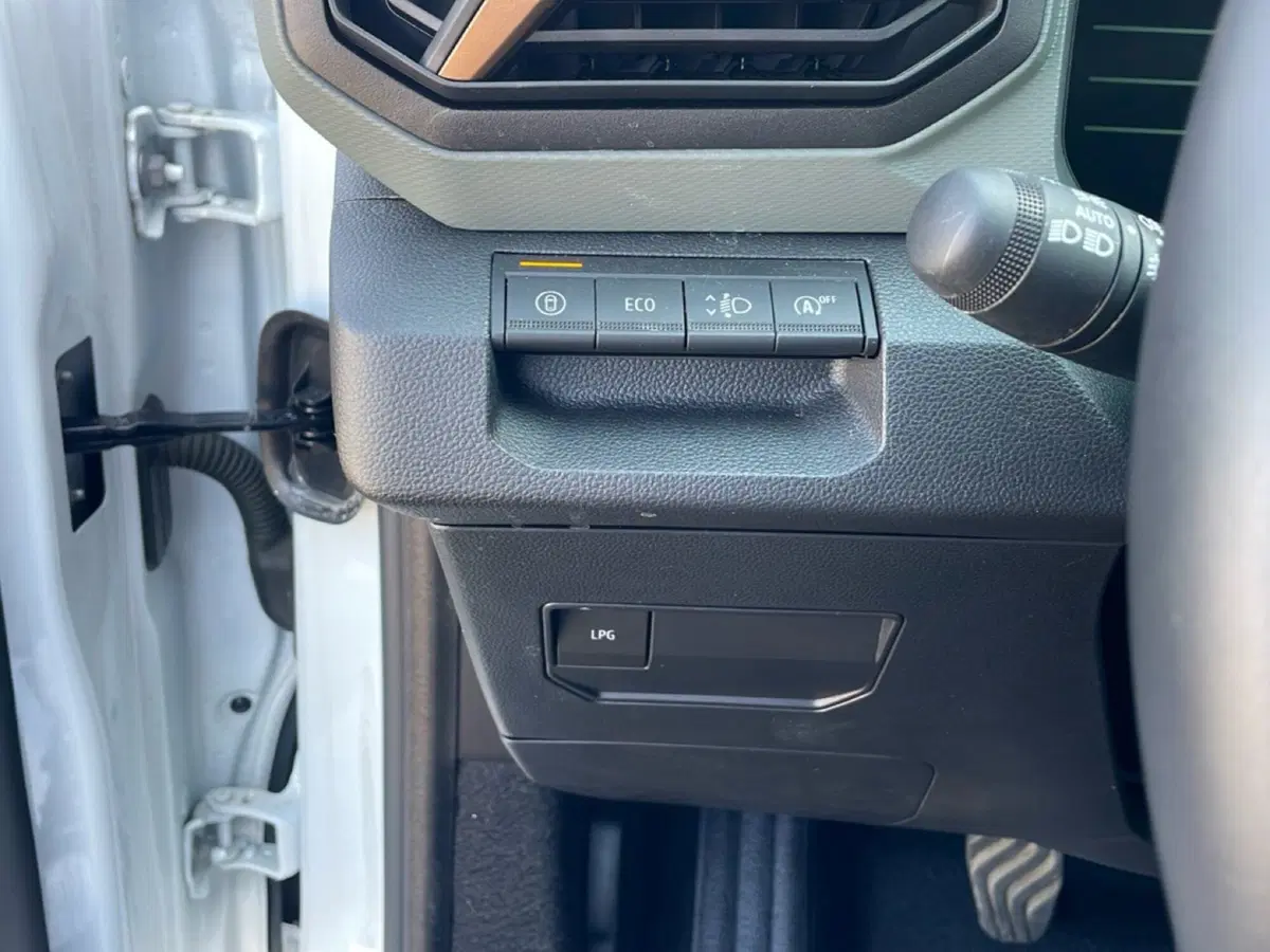 Dacia Duster usata a Bologna (19)