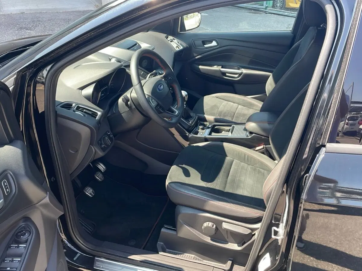 Ford Kuga usata a Bologna (12)