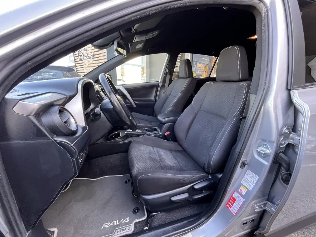 Toyota Rav4 usata a Modena (7)
