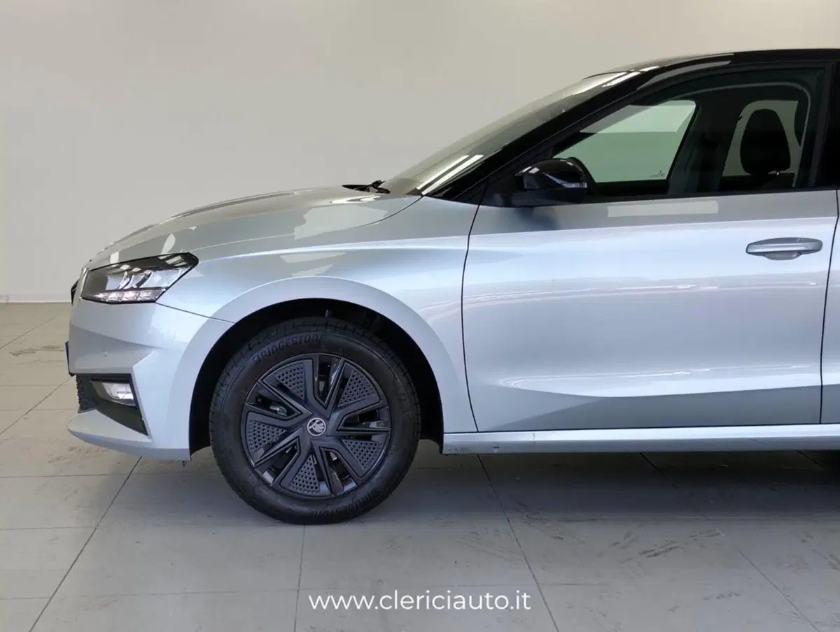 Skoda Fabia usata a Como (8)