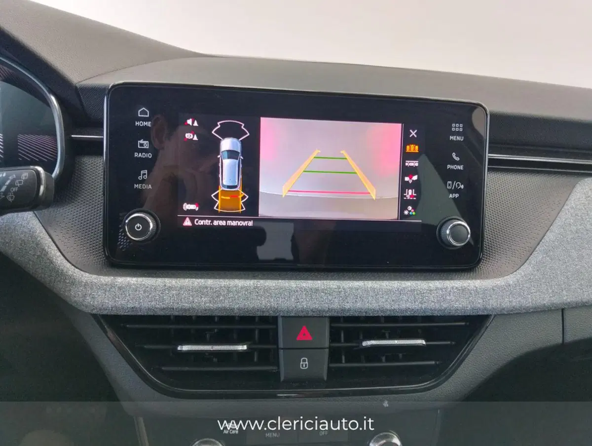 Skoda Kamiq usata a Como (16)