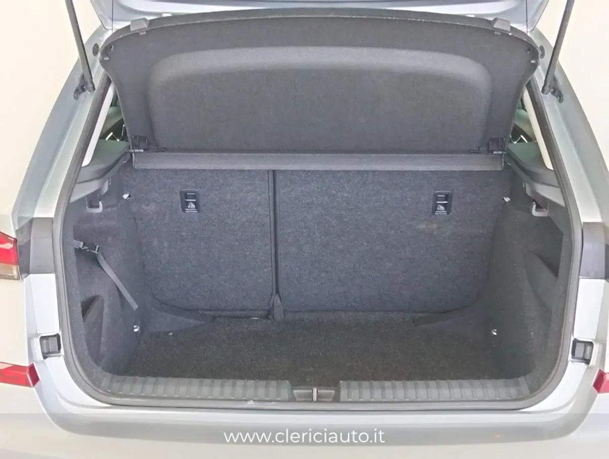 Skoda Kamiq usata a Como (17)
