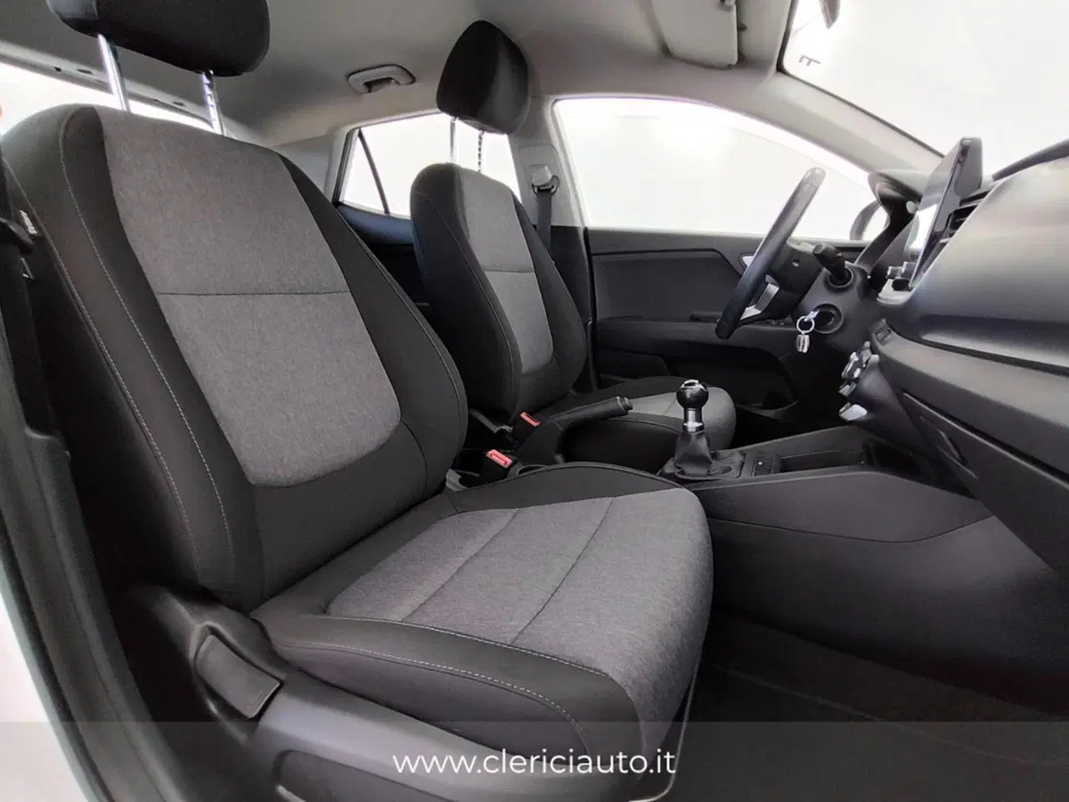Kia Stonic usata a Como (3)