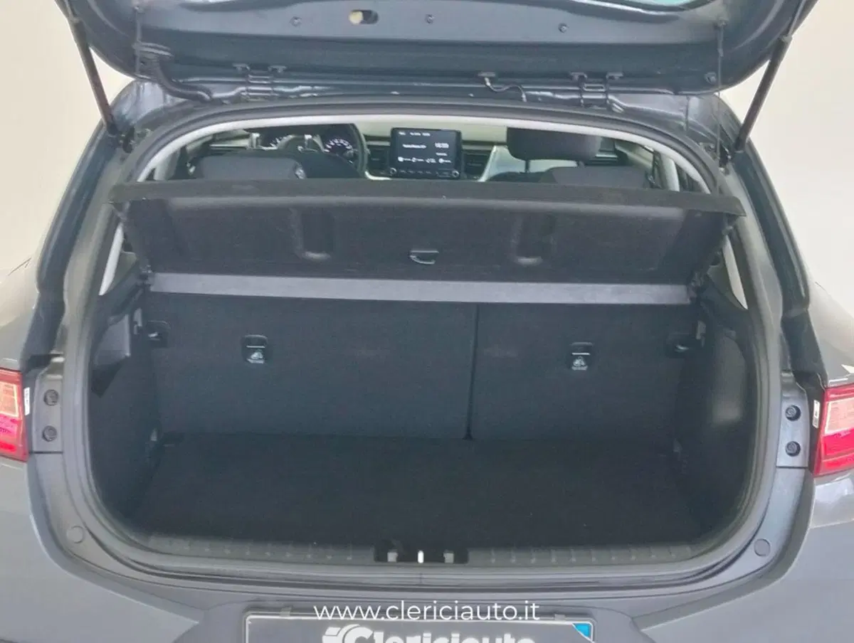 Kia Stonic usata a Como (17)